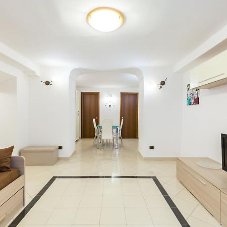 Apartmán Qs1 - Indipendent Flat In Center Neapol Exteriér fotografie