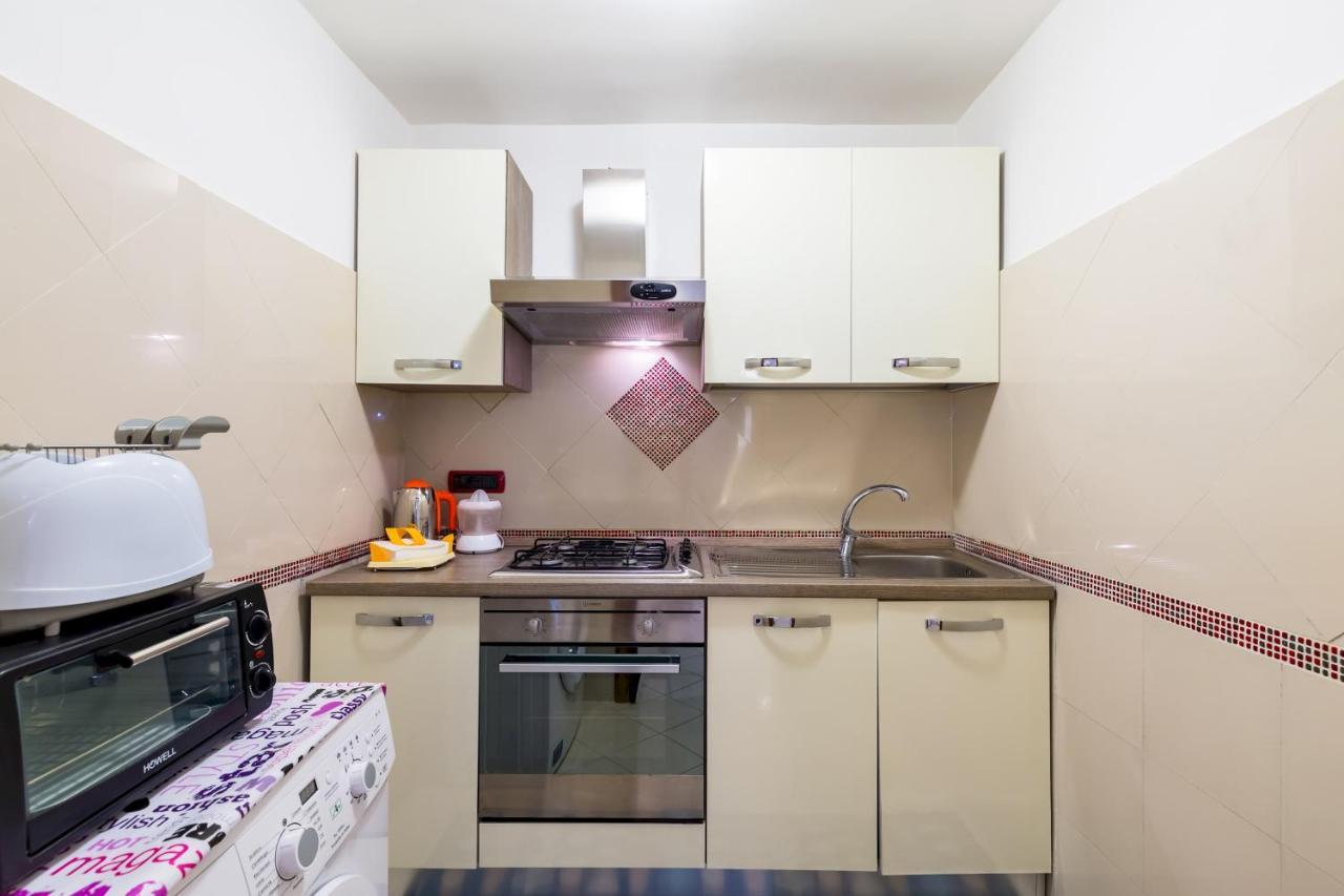 Apartmán Qs1 - Indipendent Flat In Center Neapol Exteriér fotografie
