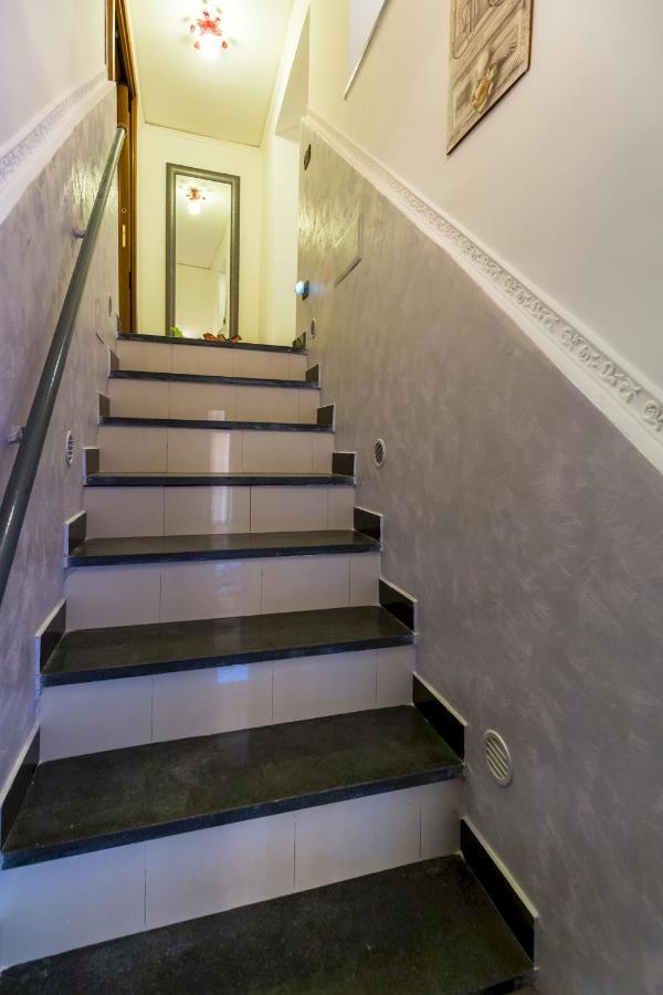 Apartmán Qs1 - Indipendent Flat In Center Neapol Exteriér fotografie